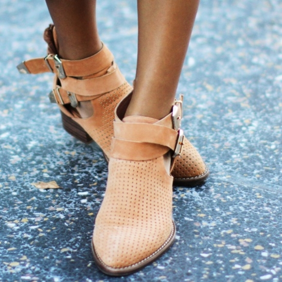 Jeffrey Campbell Everly Booties - Picture 1 of 12